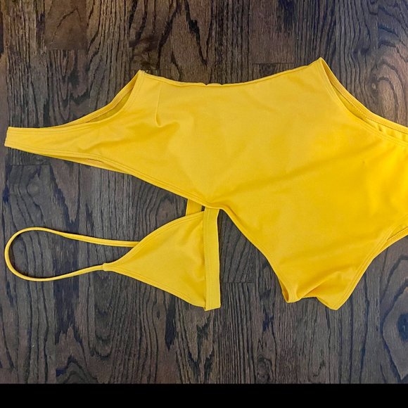 Hot One Piece Swimsuit; New/Never Worn! - Picture 1 of 7